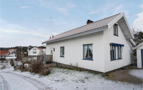 Amazing home in Grebbestad with WiFi and 4 Bedrooms in Grebbestad